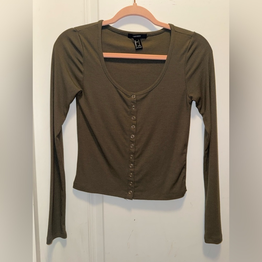 Forever 21 Ribbed Olive Button-Up Top